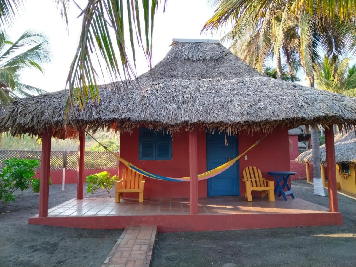 Hotel Pez De Oro Monterrico Exteriör bild