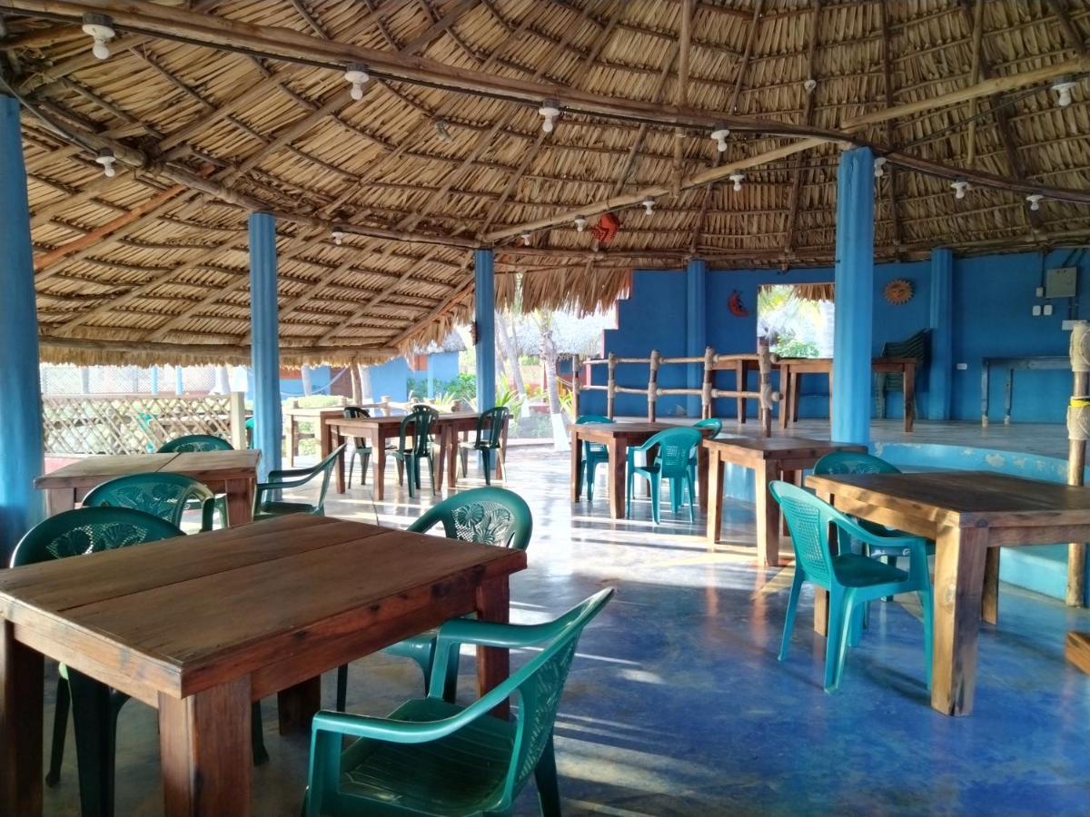 Hotel Pez De Oro Monterrico Exteriör bild