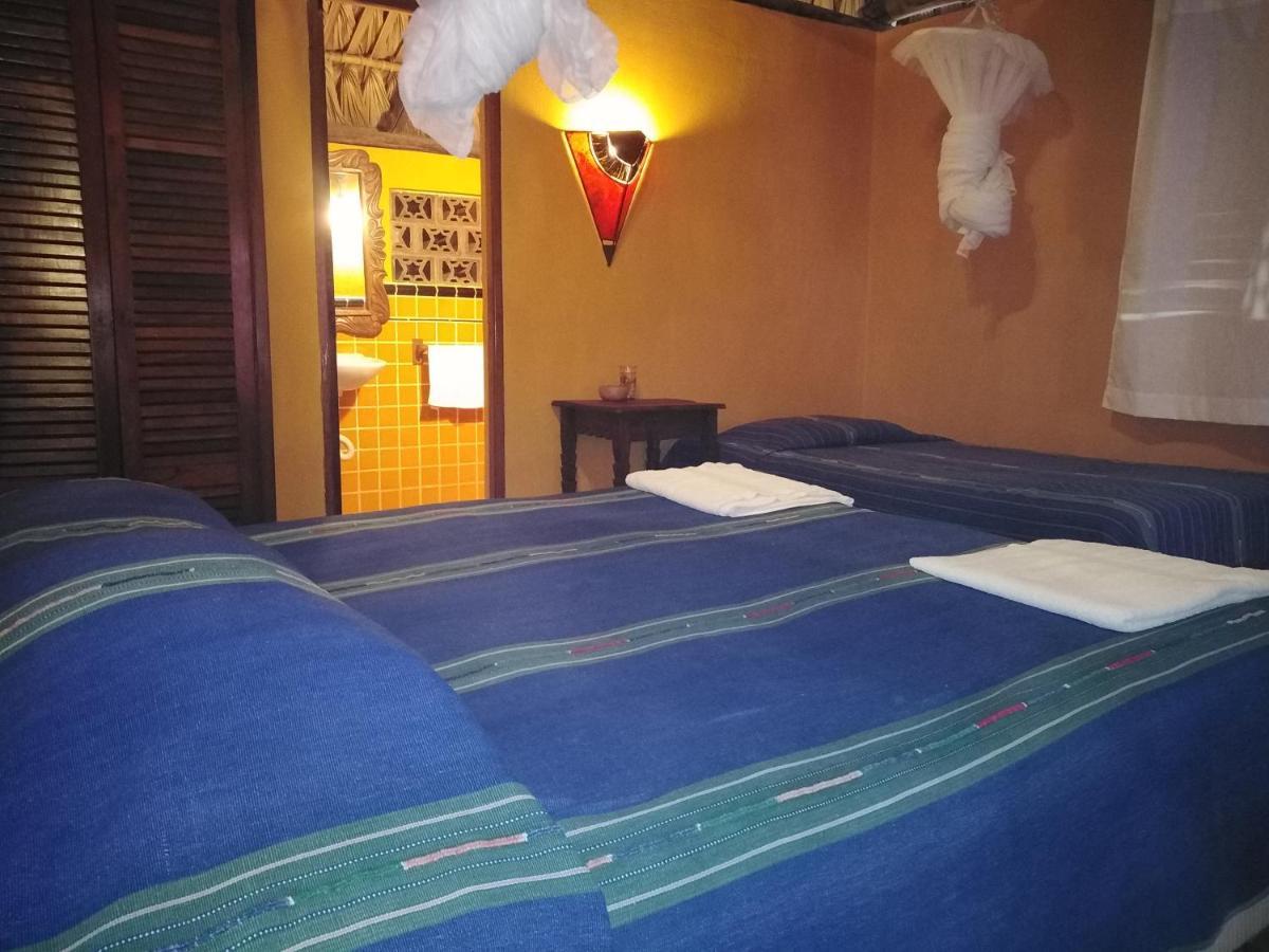 Hotel Pez De Oro Monterrico Exteriör bild