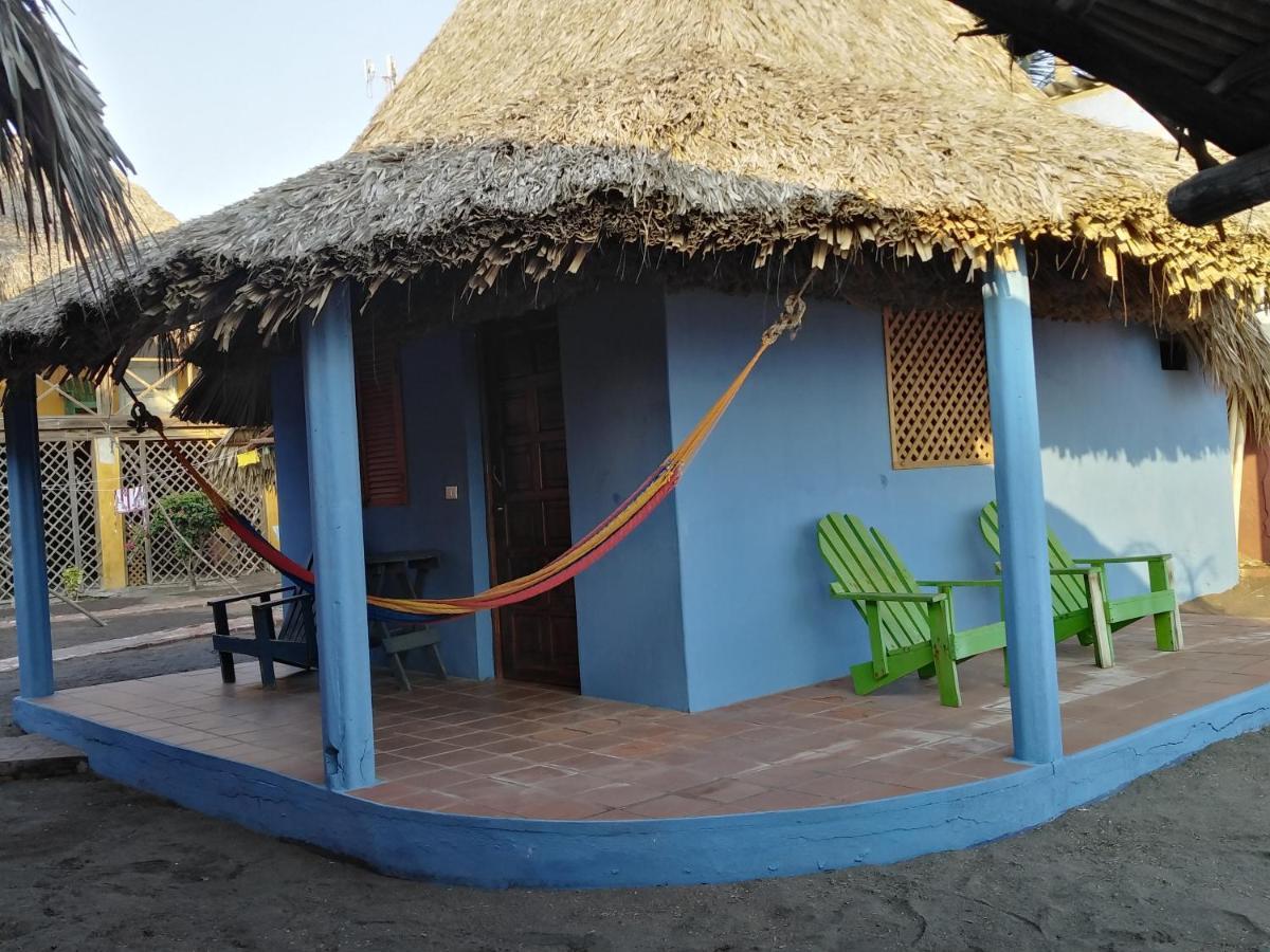 Hotel Pez De Oro Monterrico Exteriör bild